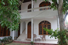 Гостиница Welcome Family Guest House.  Bentota